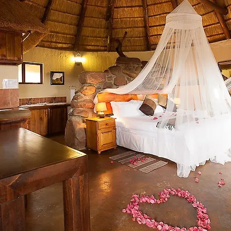 Rain Farm Game Lodge Shakaskraal Exterior photo